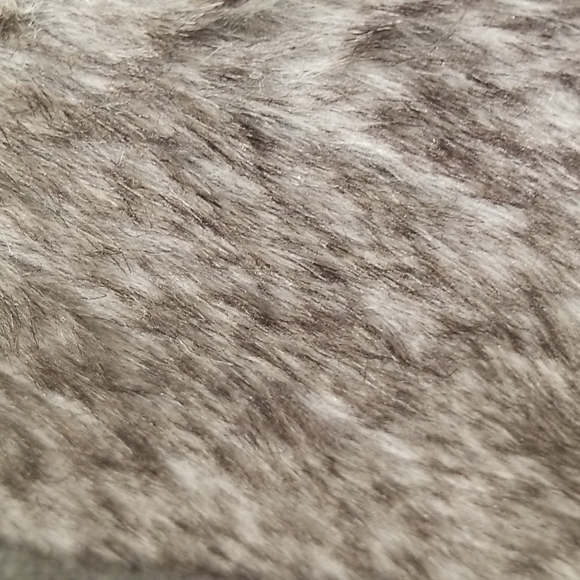 💕LOVE TOKEN💕 Faux Fur Trim Knit Jacket ~ Gray Small S NWT - Picture 6 of 10